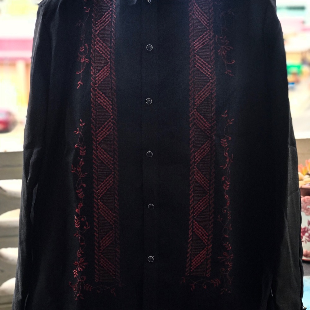Pina Coat Barong Tagalog Black/ Maroon Embroidery - Picture 3 of 3